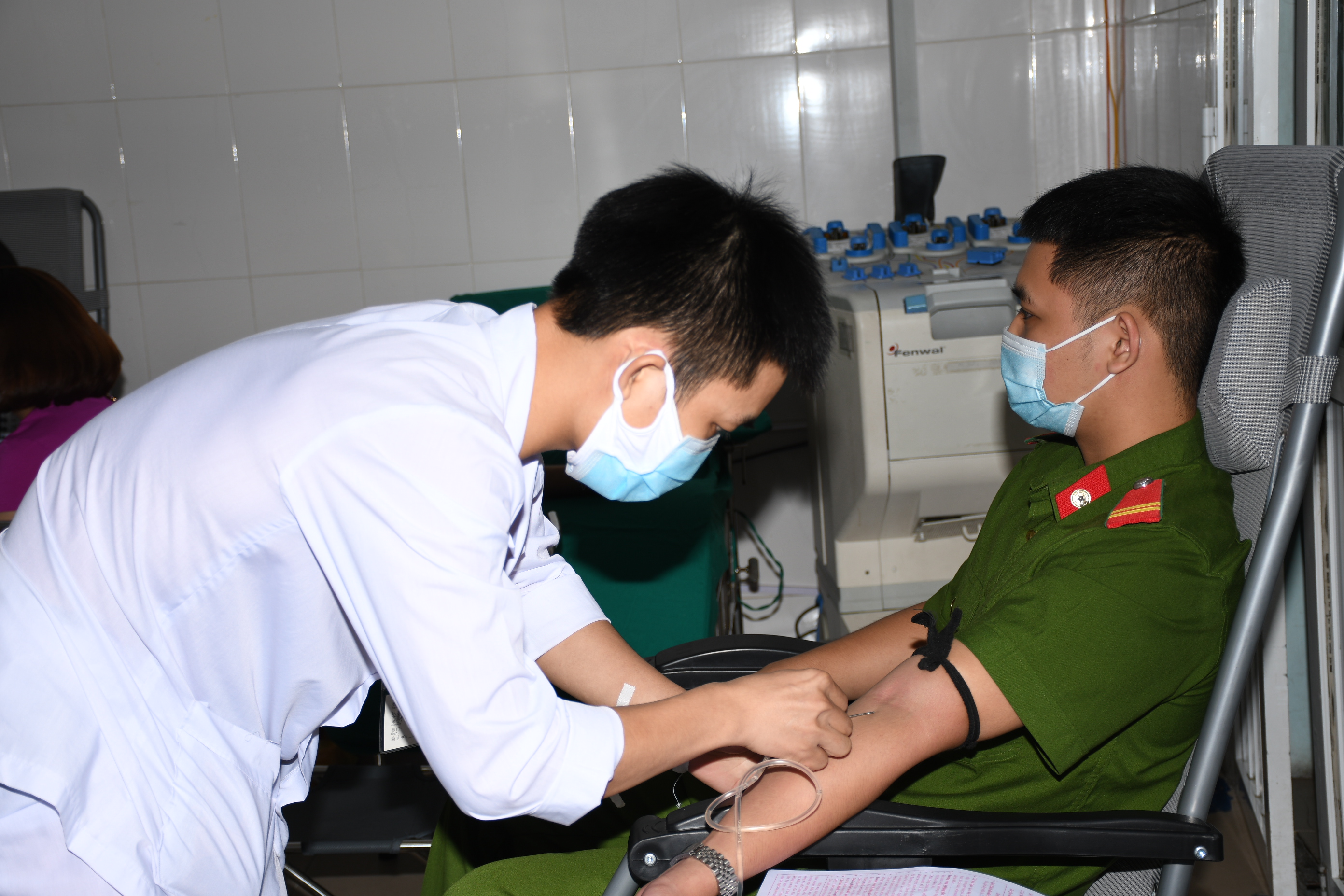 Hiến 105 đơn vị máu tại Trung tâm Huyết học truyền máu Bệnh viện Việt Tiệp